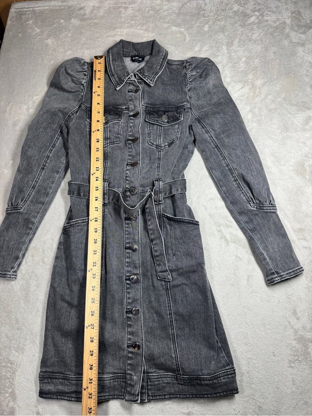 Bebe Puff Sleeves Faded Black Denim Jean Buttoned Belted Mini Dress Size 2 - Picture 7 of 16